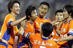 开云下载-广州富力客场逼平山东鲁能，球员表现可圈可点的简单介绍