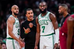 开云体育官网-猛龙力克凯尔特人，晋级东部半决赛