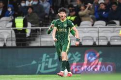 开云体育APP下载-球员表现出色，值得期待未来