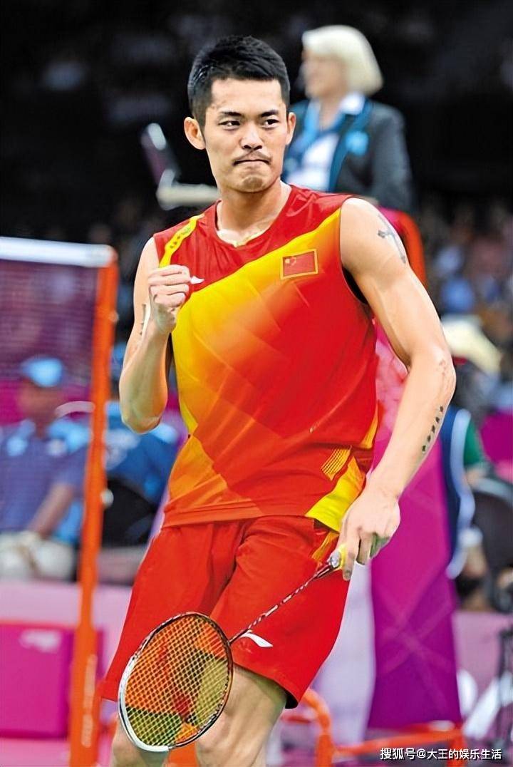 F1赛车明星林丹将夺冠