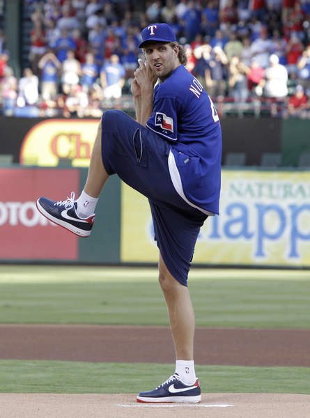 一场经典之战!棒球点燃球迷热情的简单介绍 一场经典之战!棒球点燃球迷热情的简单介绍