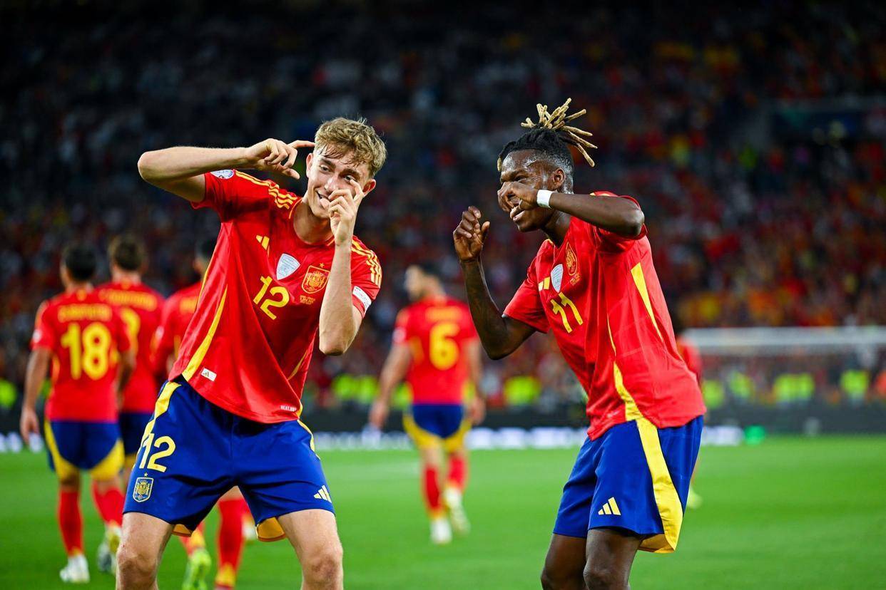 豪门对决!欧洲杯上演世纪大战的简单介绍 豪门对决!欧洲杯上演世纪大战的简单介绍